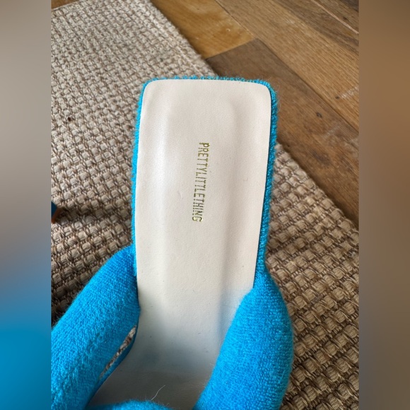 NWOB Pretty Little Thing Blue Terry Cloth Heels - Picture 3 of 11